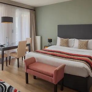 Escala & Budapeste